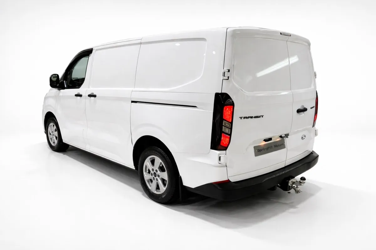 FORD TRANSIT CUSTOM TREND.( NO VAT ) - Image 3