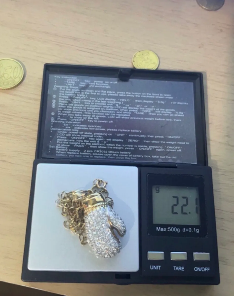 22 grams Gold pendant and chain Call 📞 0857861538 - Image 2