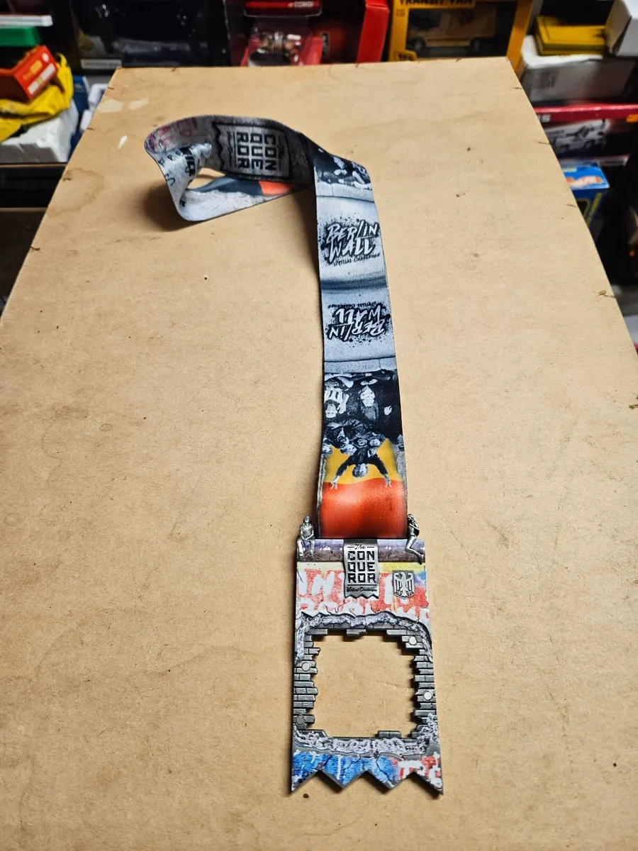 Conqueror Berlin Wall Virtual Challenge Medal - Image 3