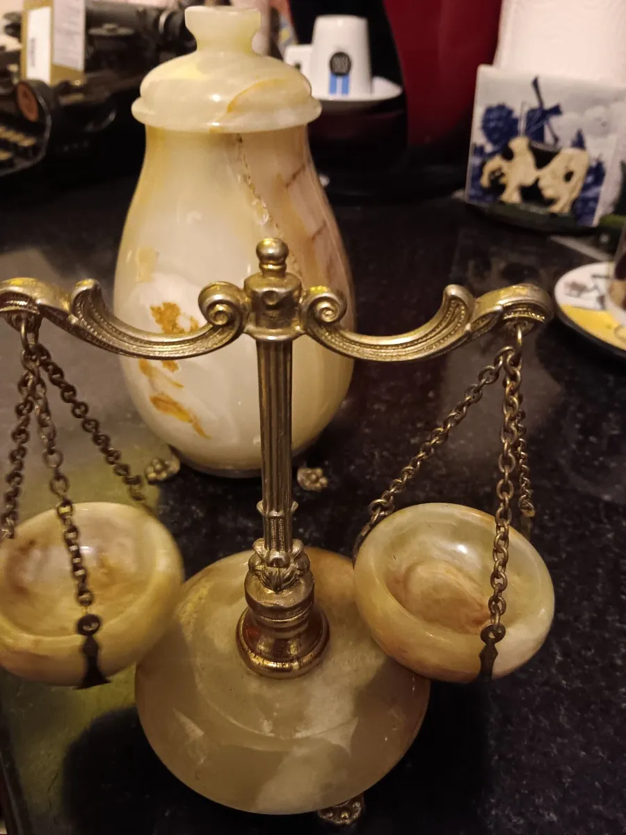 Vintage alabaster - Image 1