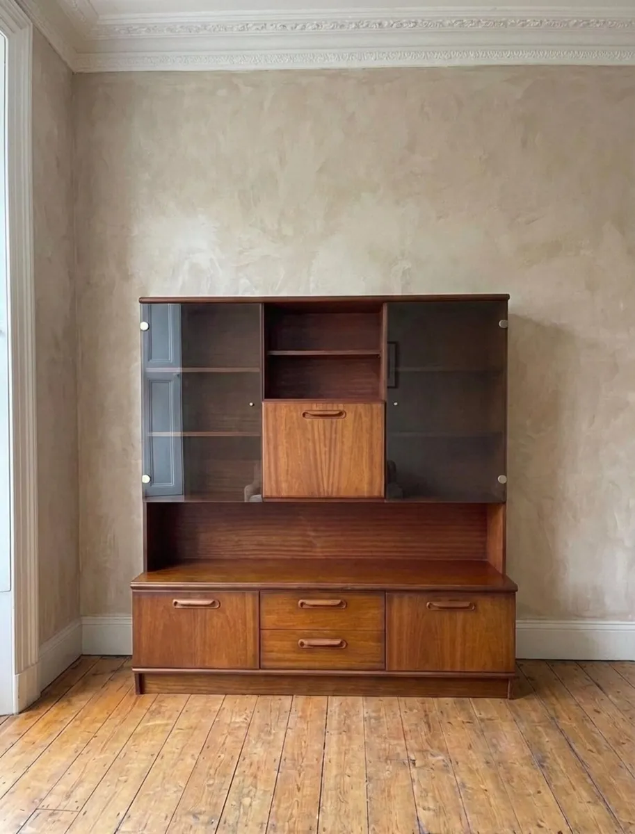 Mid Century Teak Display Cabinet / Wall Unit / Bar - Image 2