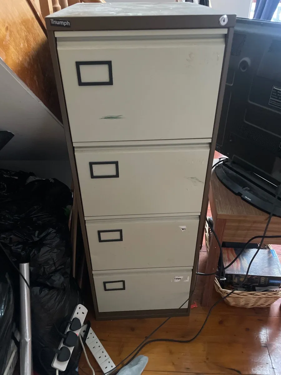 Filing cabinet - Image 1