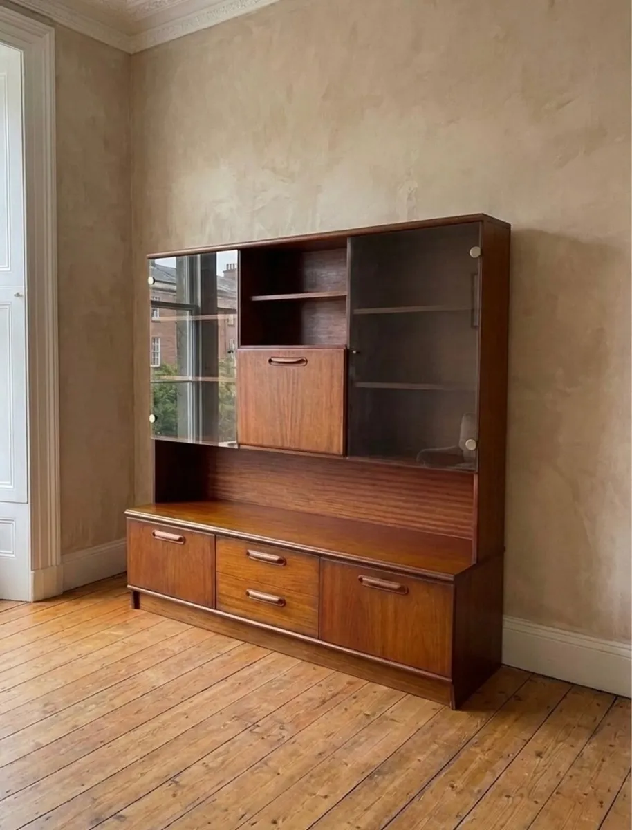 Mid Century Teak Display Cabinet / Wall Unit / Bar - Image 1