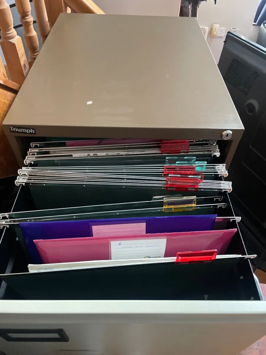 Filing cabinet - Image 2