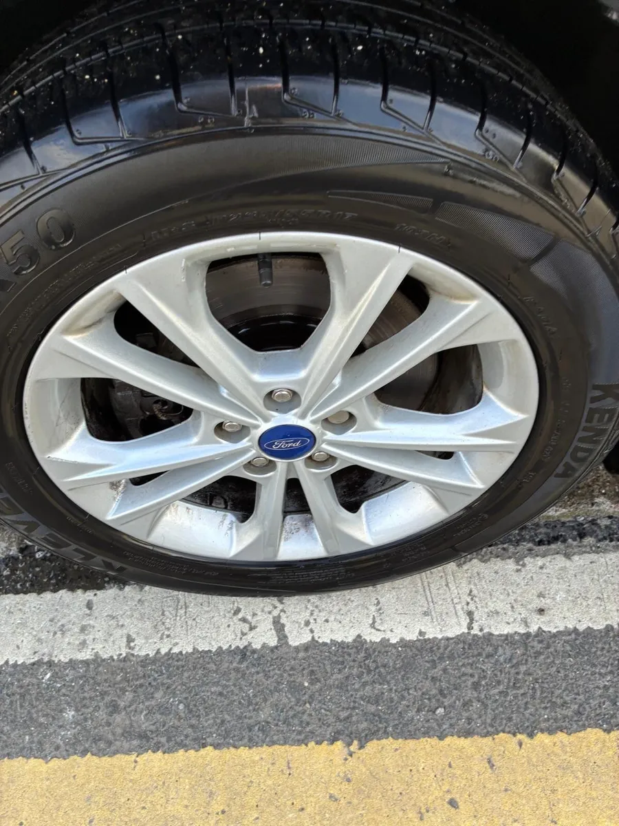 Ford Kuga 2018 - Image 4