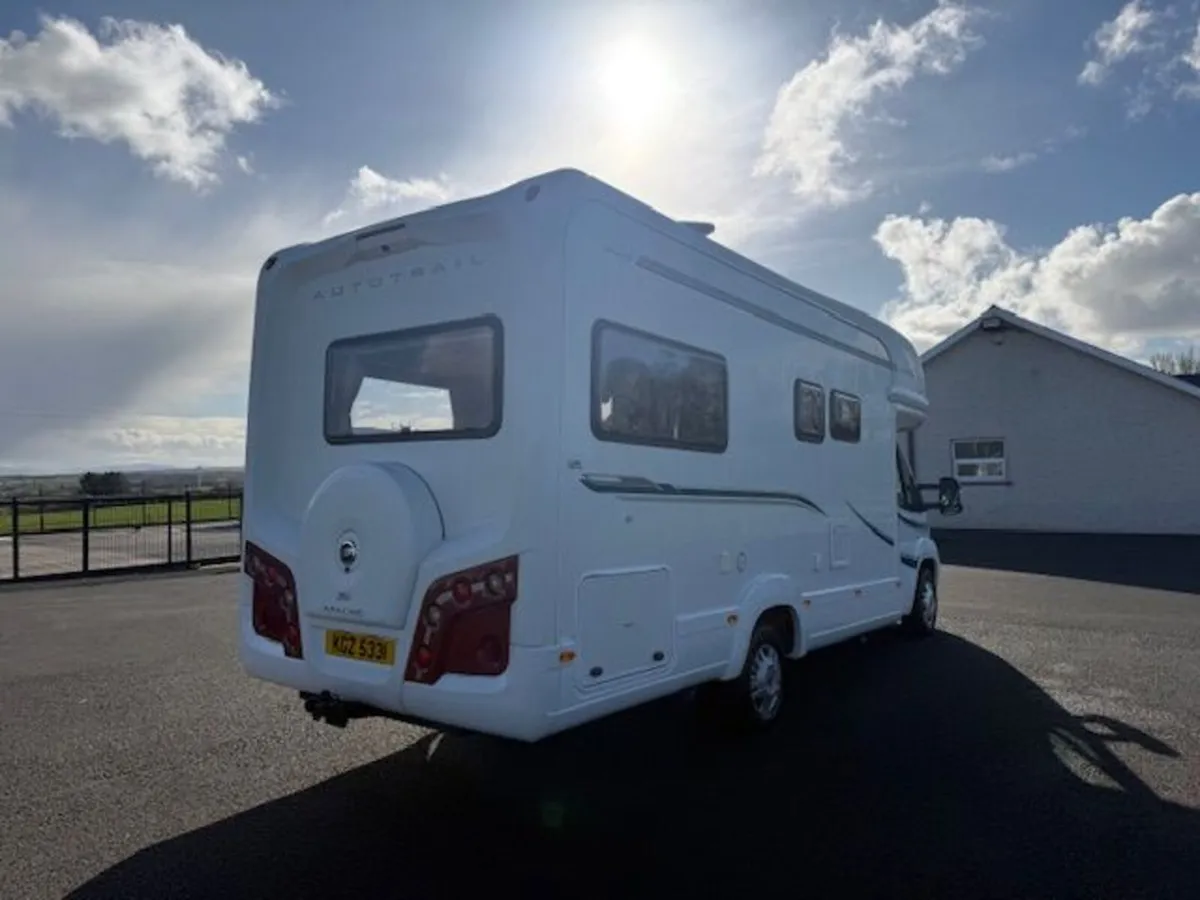 VAT QUALIFYING 2011 AUTO-TRAIL APACHE 634 4 BERTH - Image 3