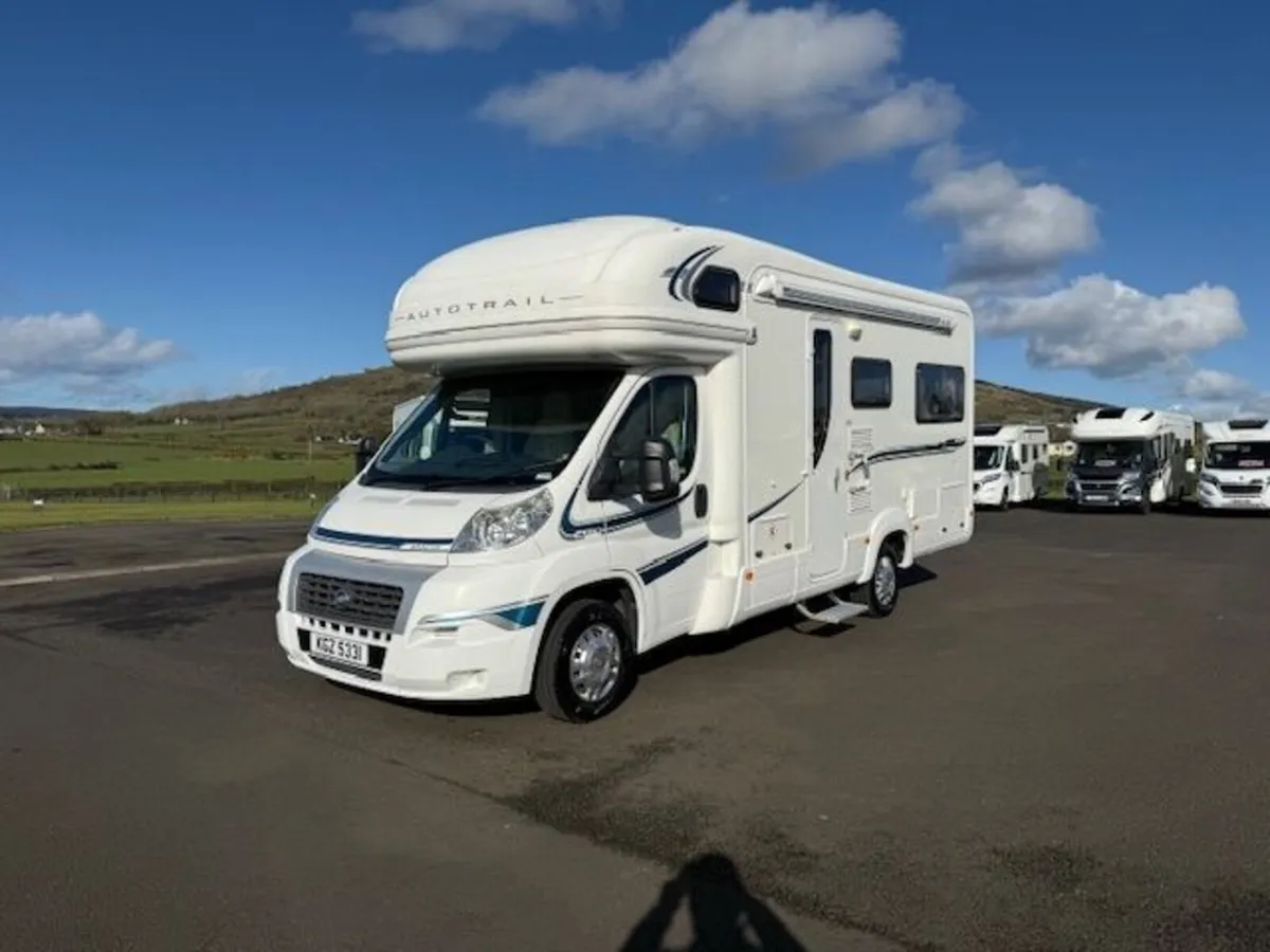 VAT QUALIFYING 2011 AUTO-TRAIL APACHE 634 4 BERTH - Image 1