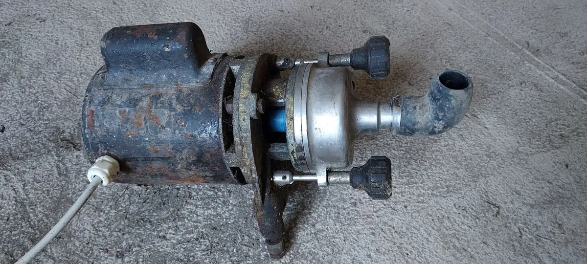 Wash down pump - Image 2