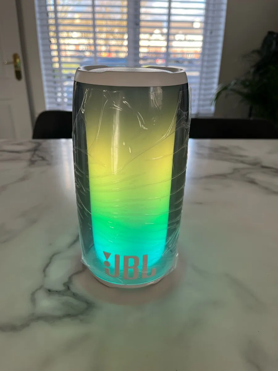 JBL PULSE 5 Bluetooth Speaker - Image 3