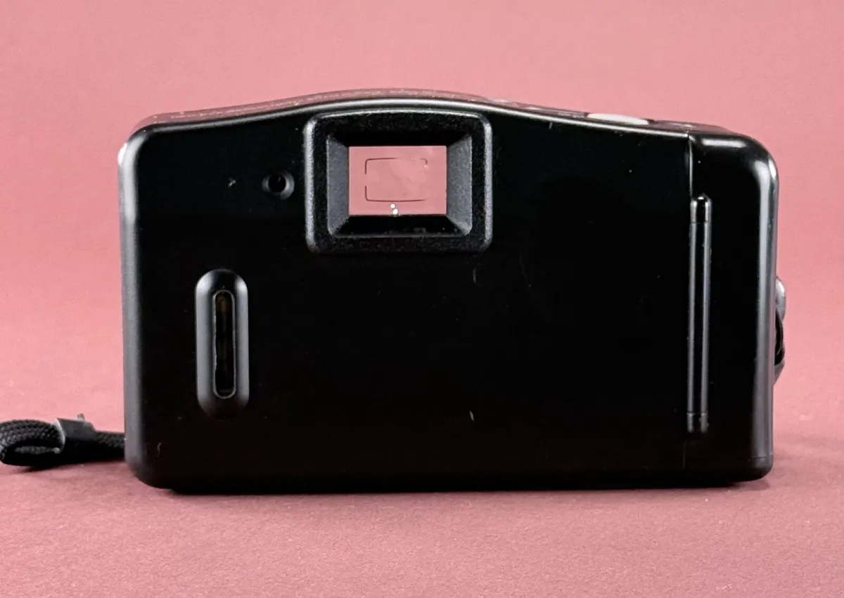 Olympus Trip XB3 point-and-shoot film camera - Image 2