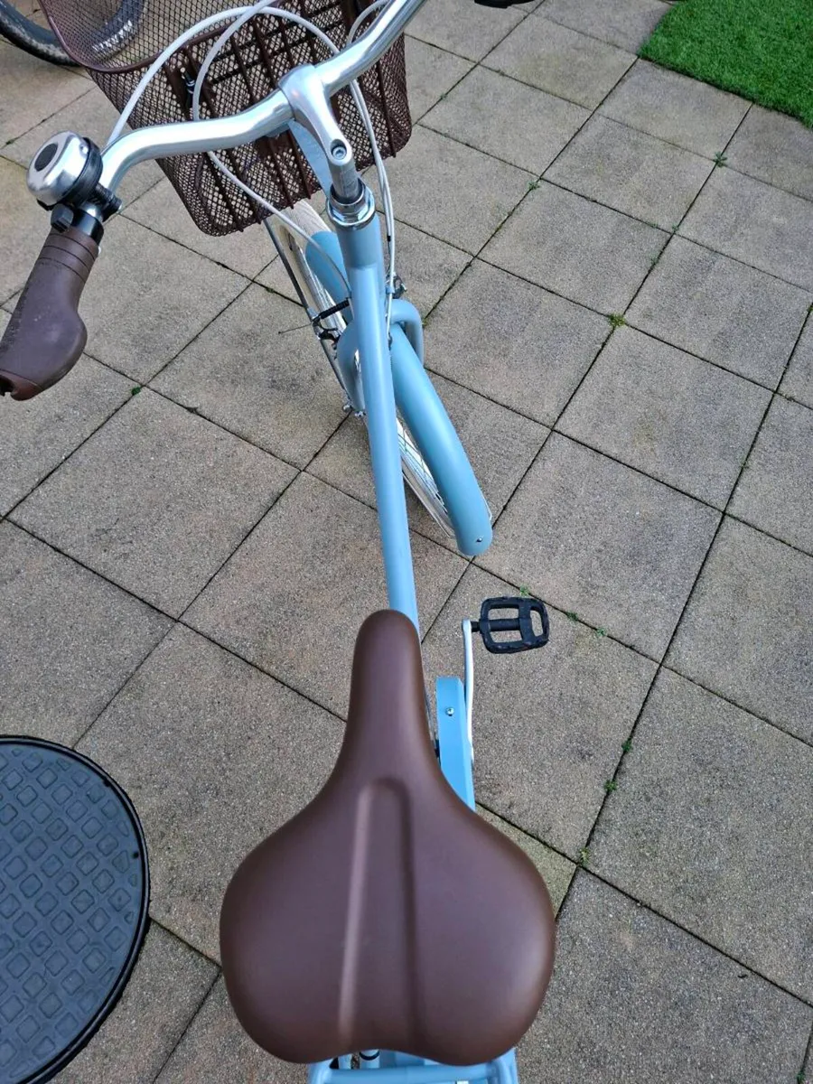 Girls Bike (As new) Elops 520 - Image 3