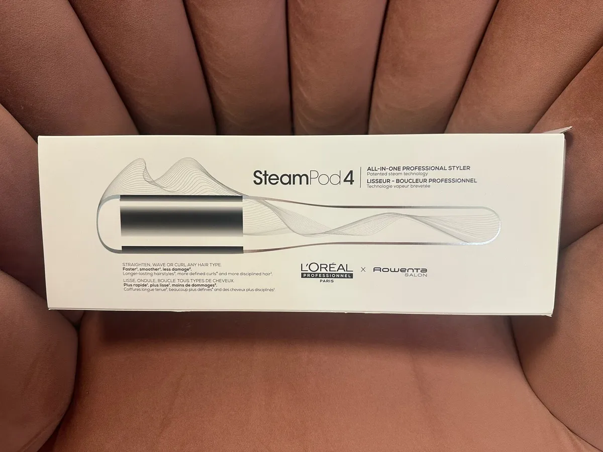L’Oréal Steampod 4.0 Steam Hair Straightener - Image 1