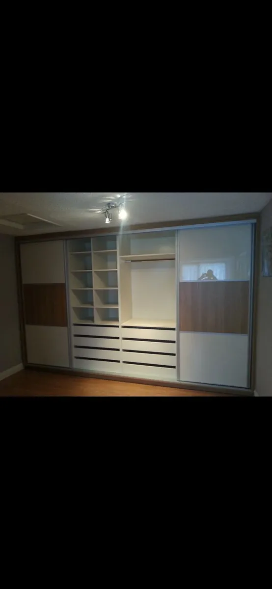 Built in wardrobes - Image 2