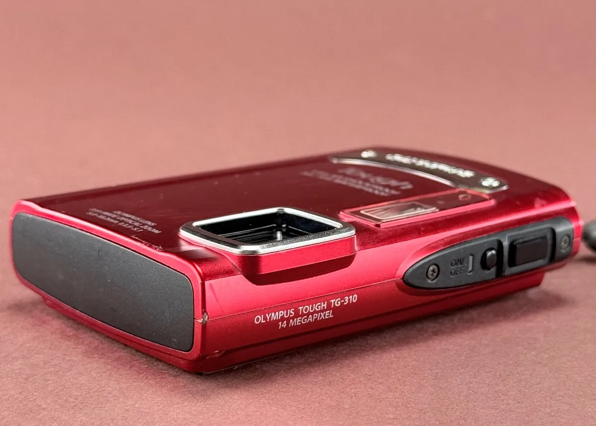 Olympus Tough TG-310 waterproof digital camera - Image 4