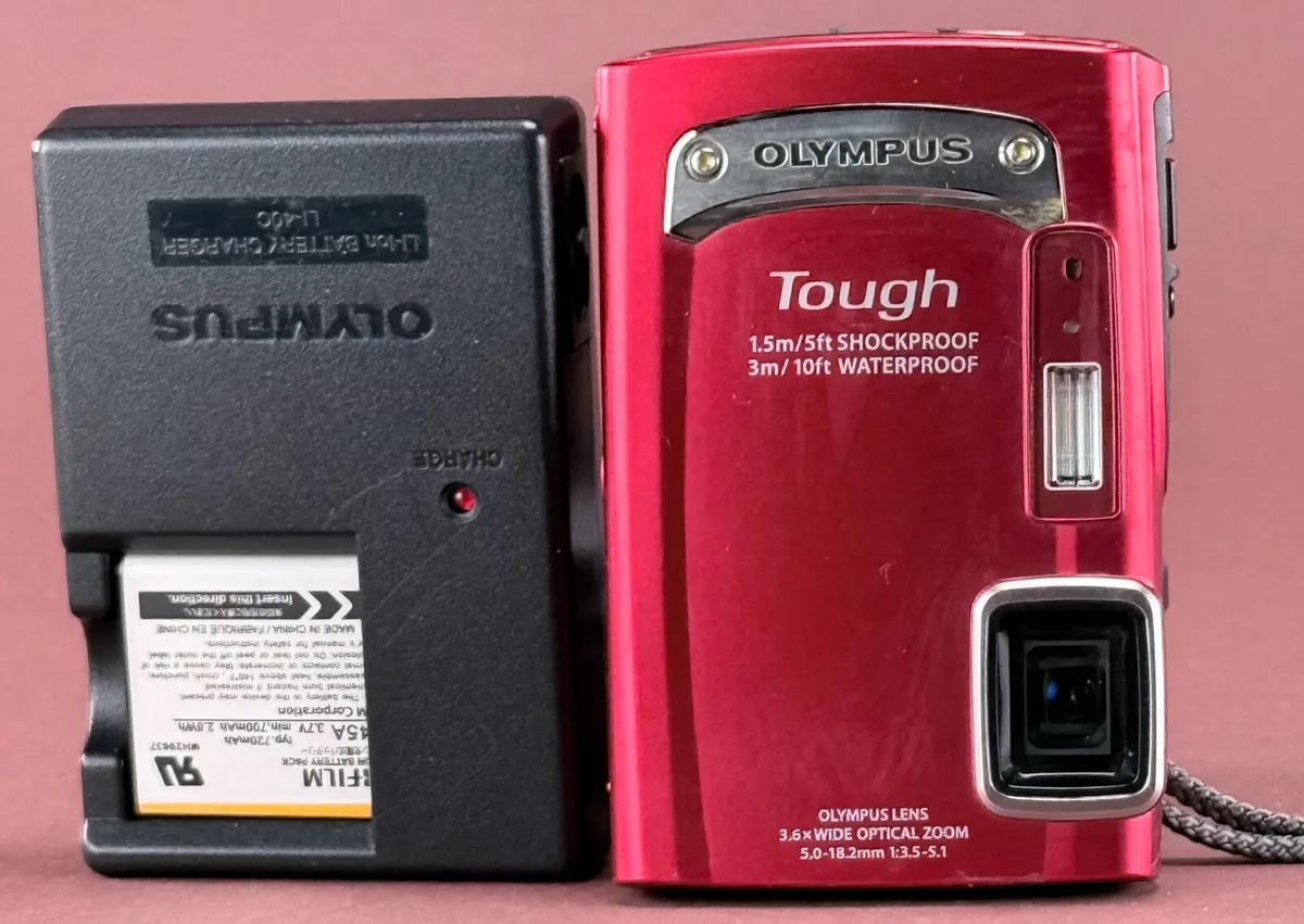 Olympus Tough TG-310 waterproof digital camera - Image 2