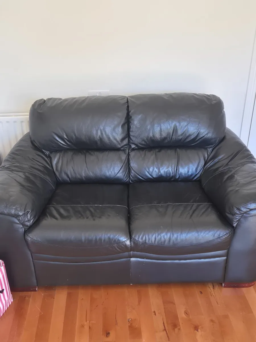 Couch 3 seater + 2 Seater + 1 seater - Image 1