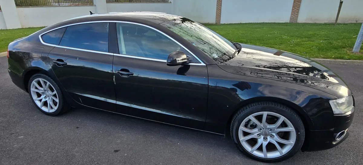 Audi A5 - Image 1