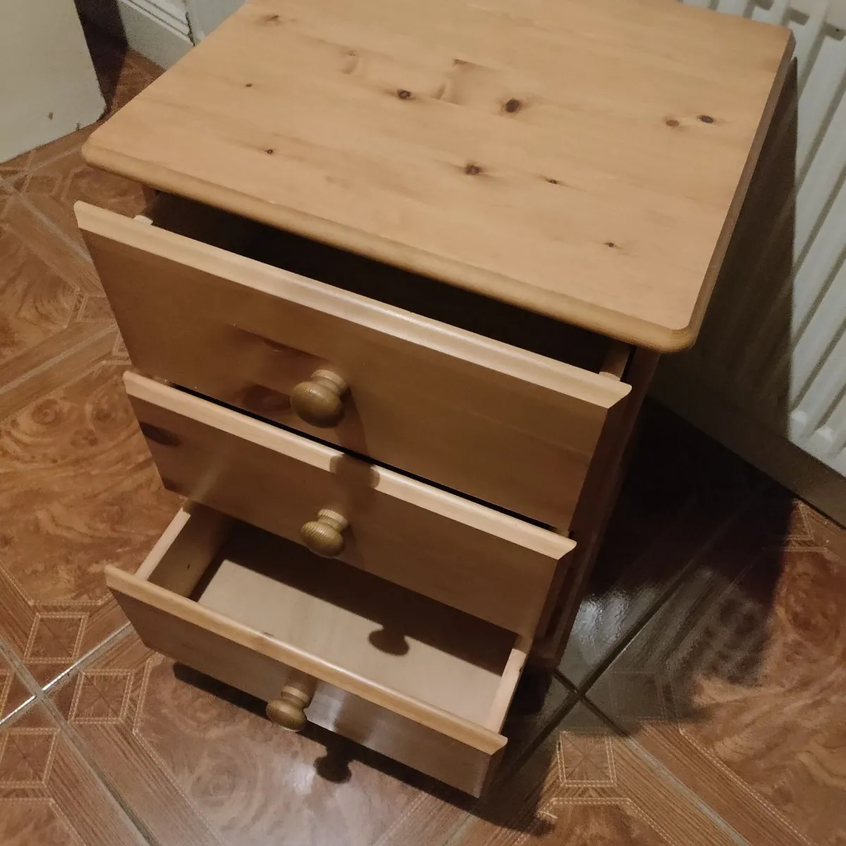 Bed side locker - Image 4