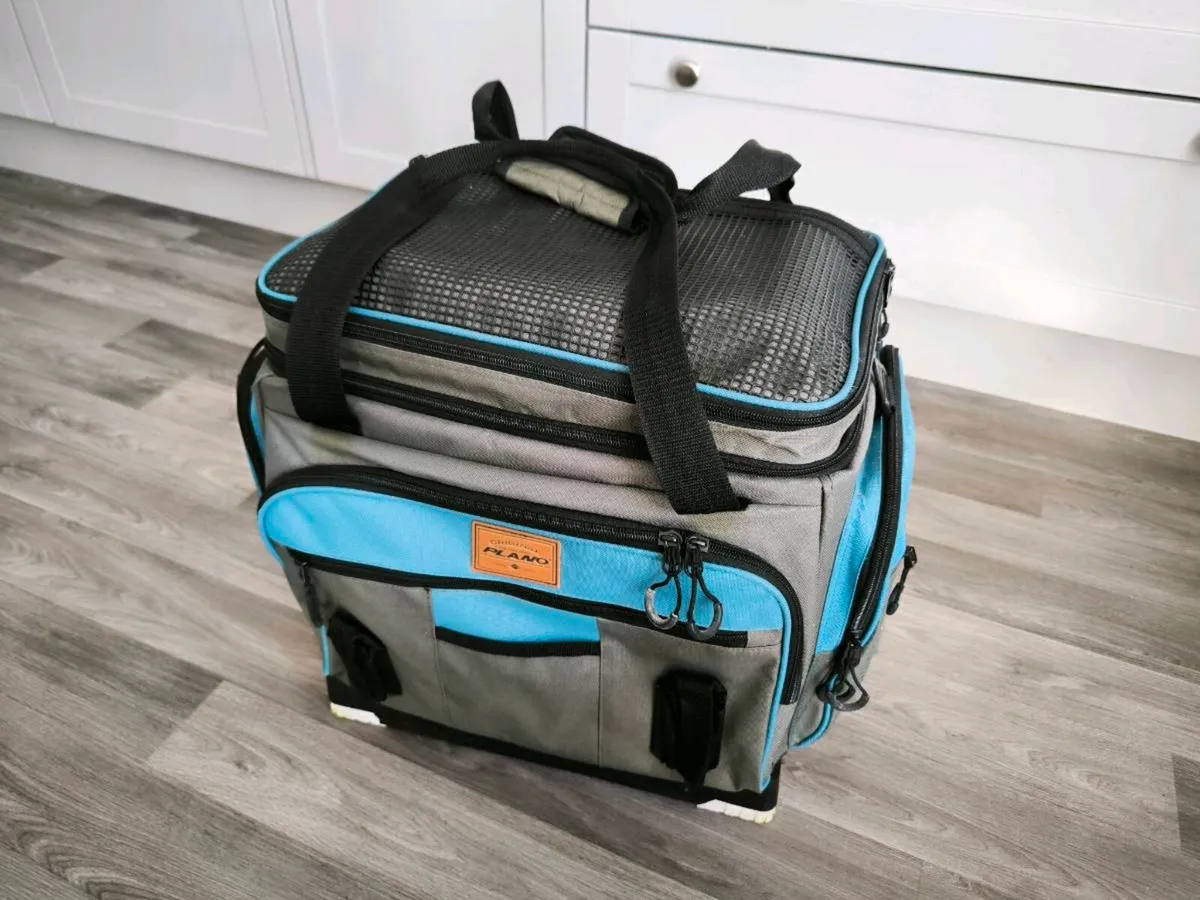 PLANO fishing lures bag - Image 1