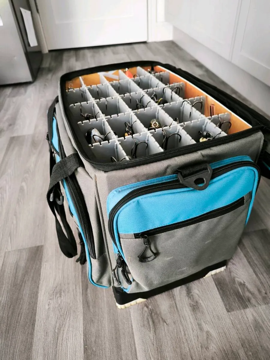 PLANO fishing lures bag - Image 4