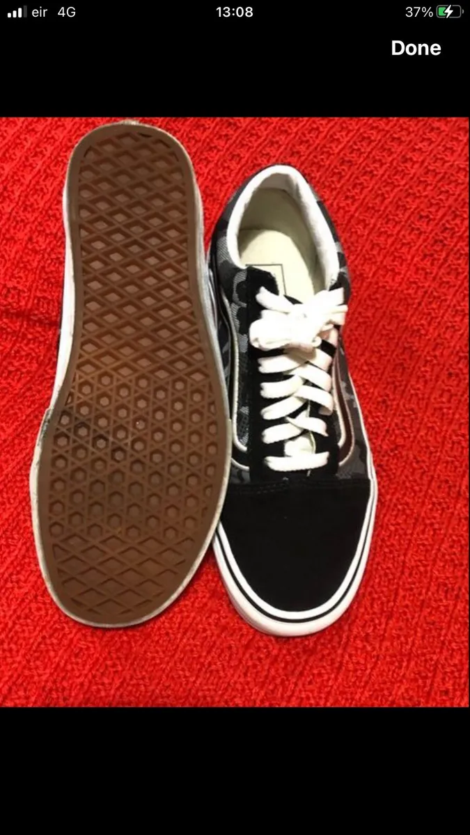 Mens new trainers size 6 €30 - Image 2