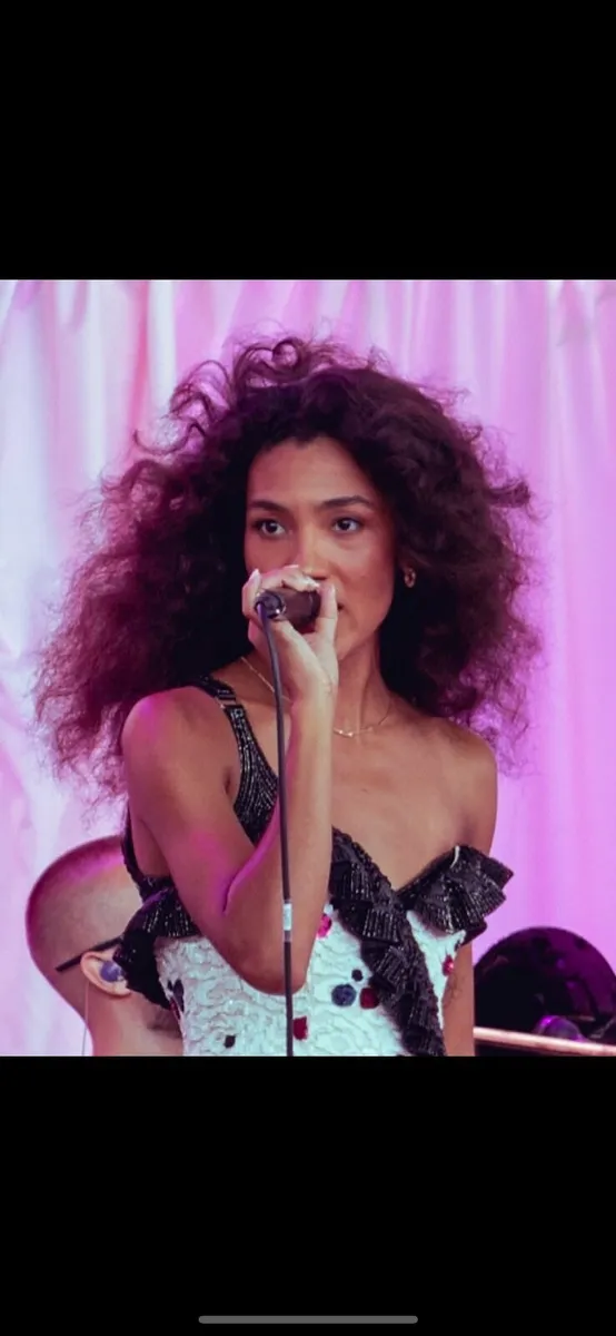 𝖮𝗅𝗂𝗏𝗂𝖺 𝖣𝖾𝖺𝗇 𝖳𝗂𝖼𝗄𝖾𝗍𝗌