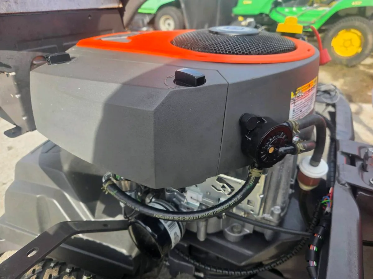 4 wheel drive husquvana for sale - Image 4