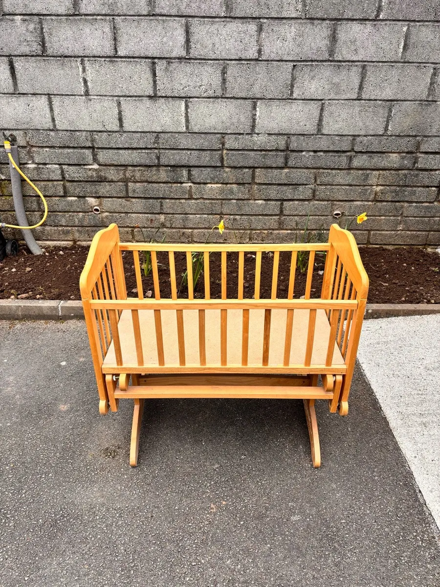 Babylo Rocking cot - Image 1