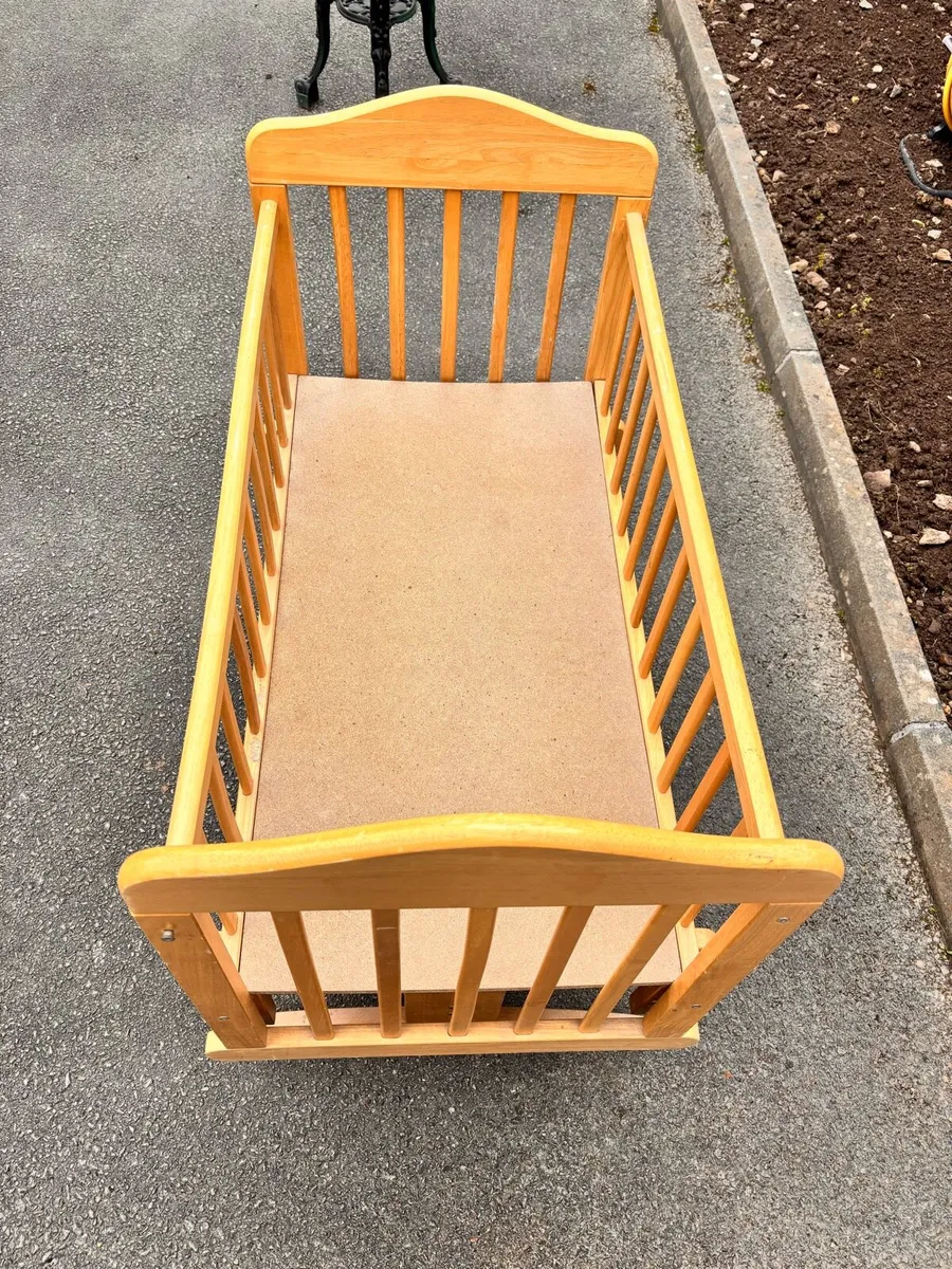 Babylo Rocking cot - Image 2