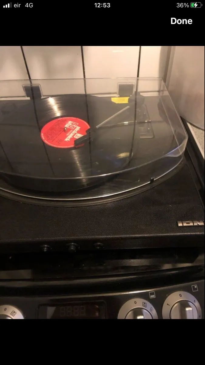 Record player and records €130 - Image 4