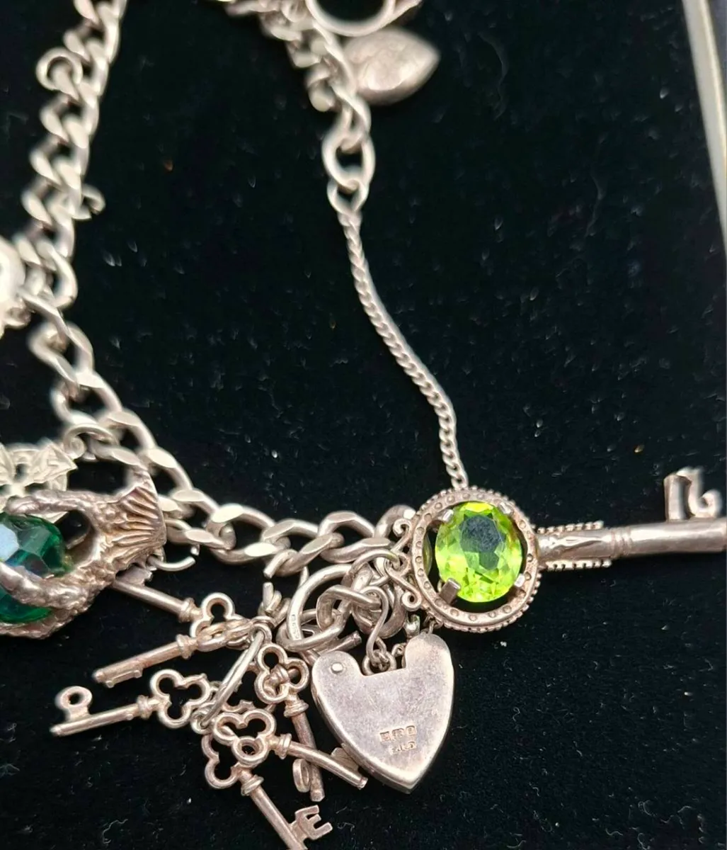 Vintage sterling silver charm bracelet - Image 3