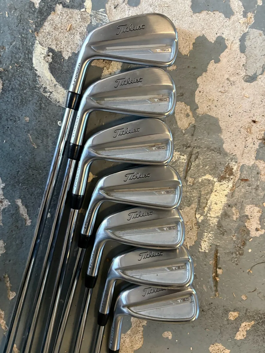 Left Hand Titleist t150 irons 4-pw - Image 3