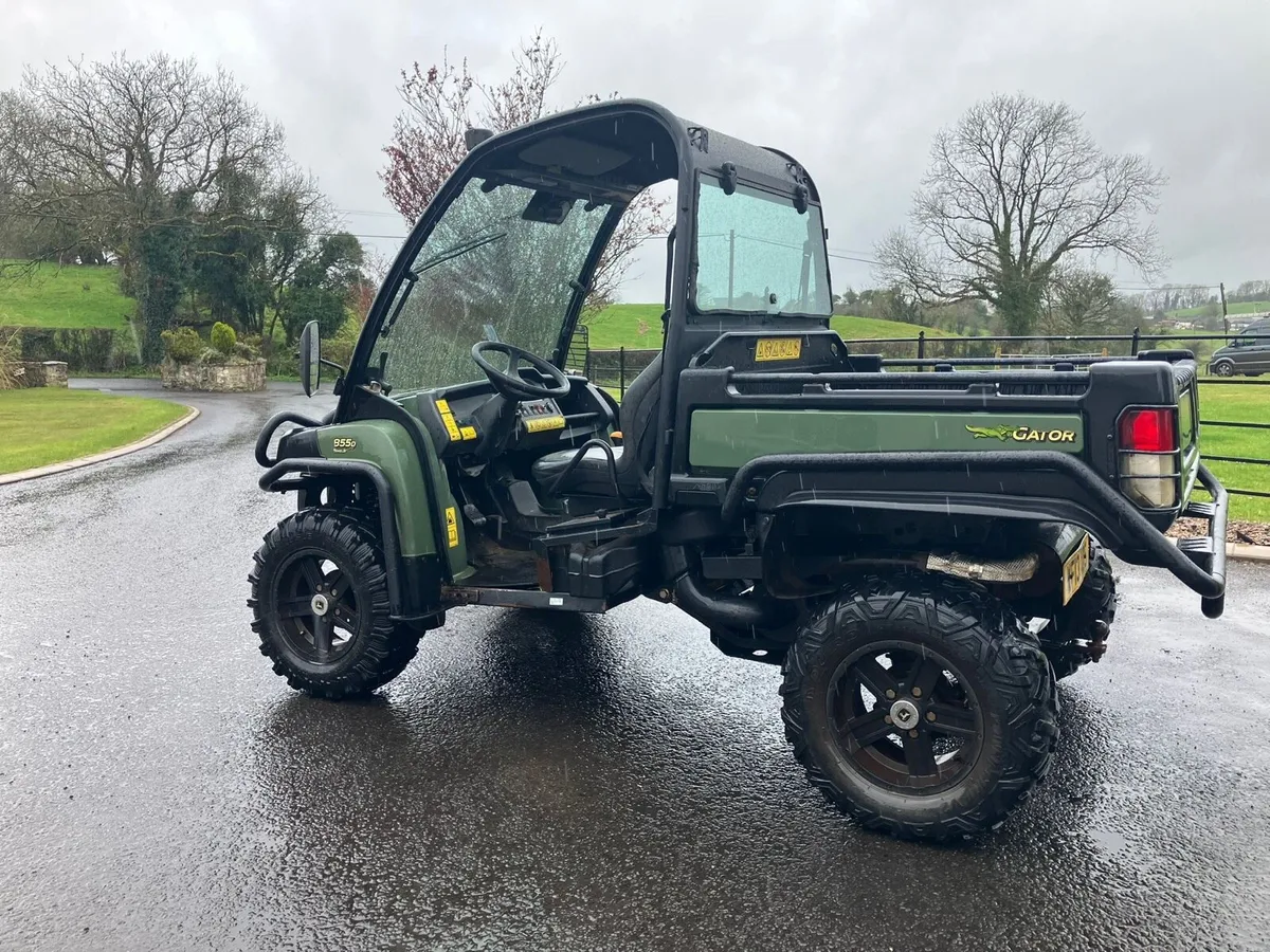 2013 John Deere Gator - Image 3