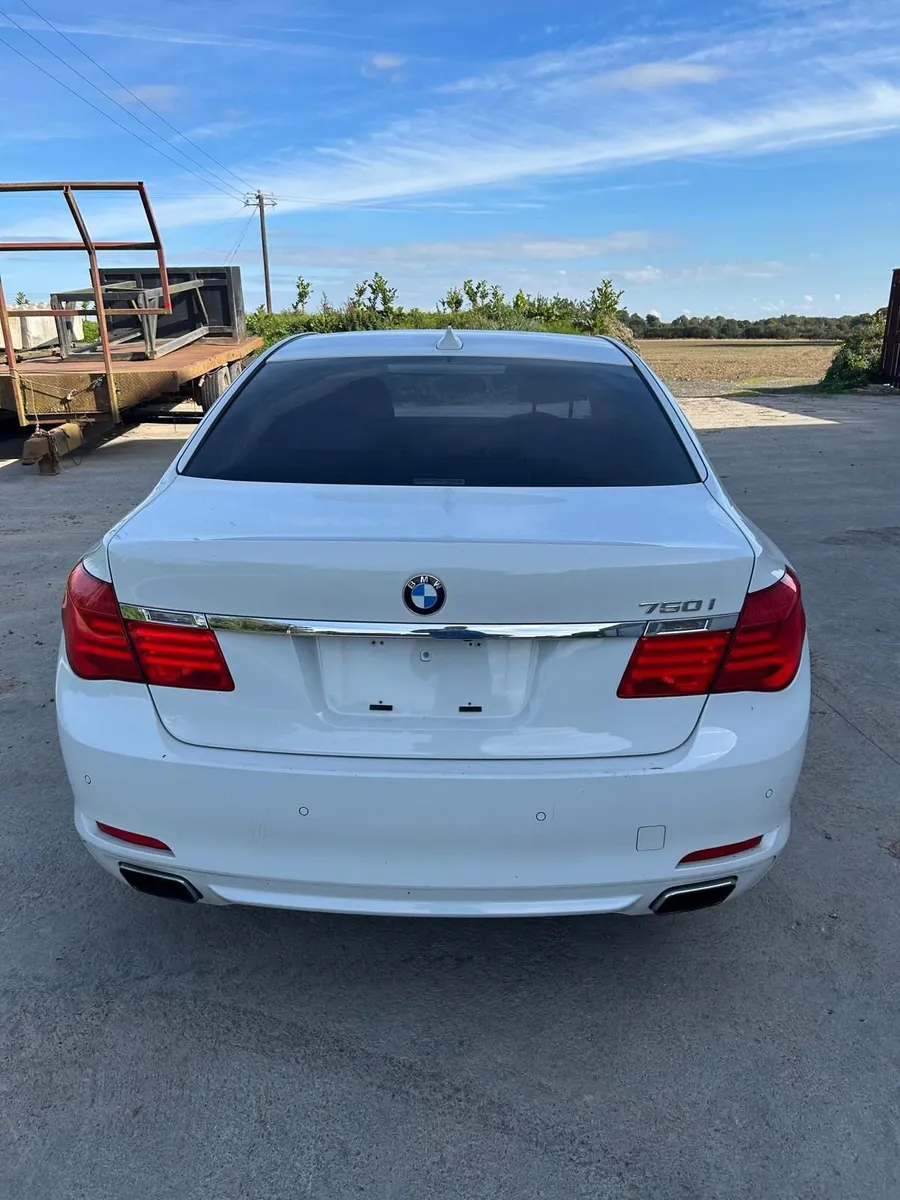 2012 Bmw 750i 4.4twinturbo BREAKING - Image 1