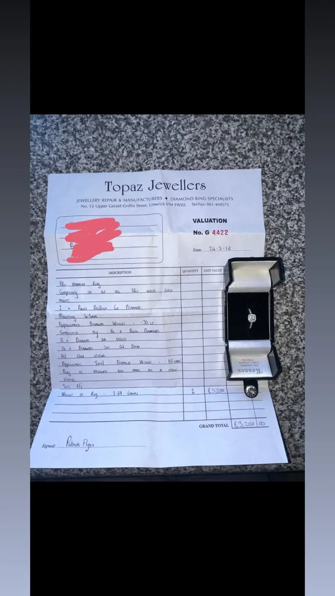 Engagement ring - Image 1