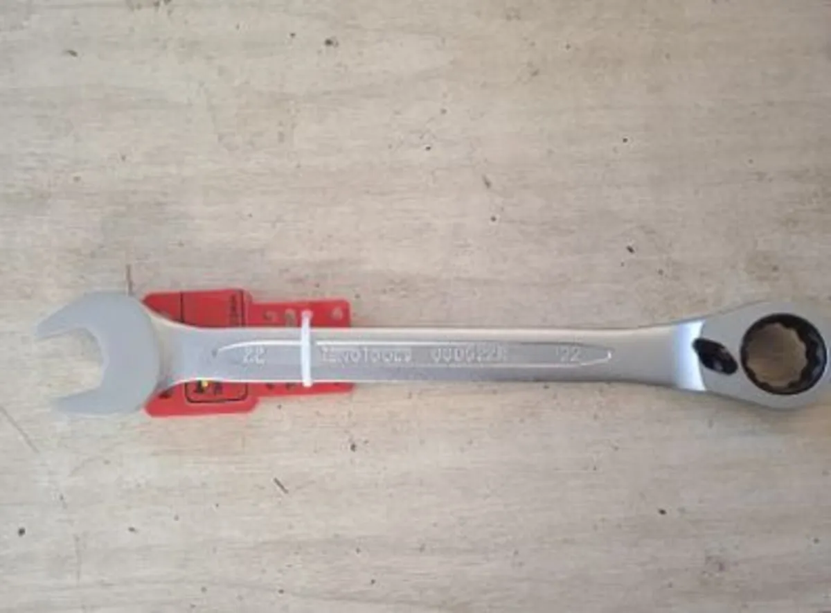 22 Teng Tool ratchet spanner