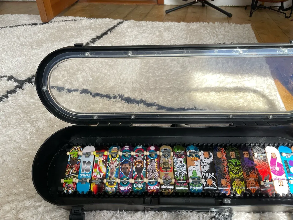 Tech Decks Case & Set w/Plan B, Almost, Birdhouse - Image 3