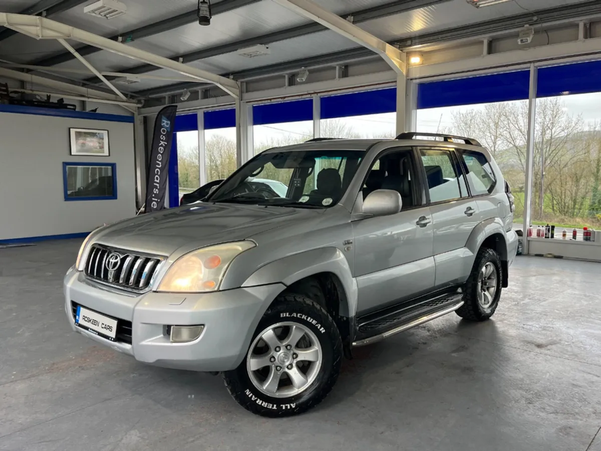 Toyota Land Cruiser 3.0 D-4D LC3 5DR - Image 1