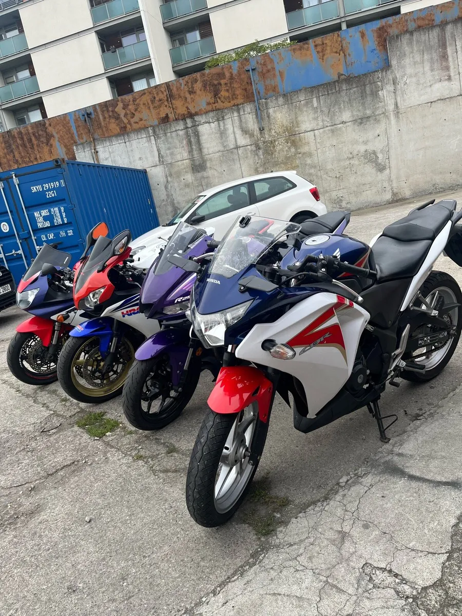 Honda cbr 250 2011 - Image 3