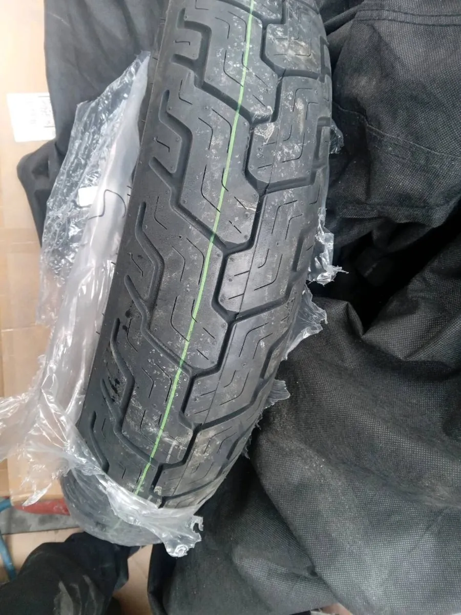 Motorbike rear tyre - Image 1