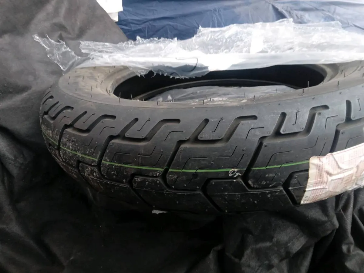 Motorbike rear tyre - Image 3