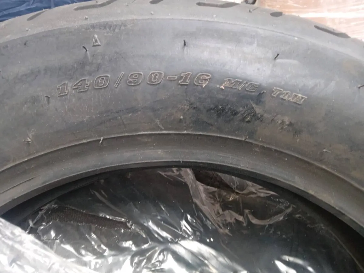 Motorbike rear tyre - Image 4