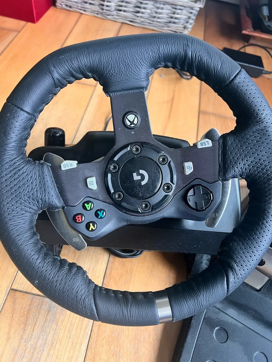 Gaming wheel and foot pedals Logitech G920 - Image 2