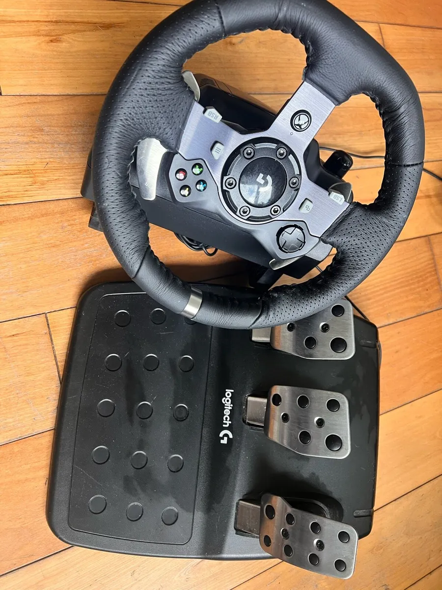 Gaming wheel and foot pedals Logitech G920 - Image 3