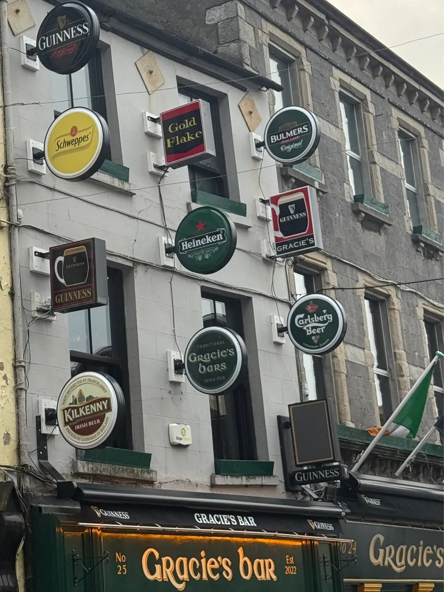 Guinness exterior sign - Image 1
