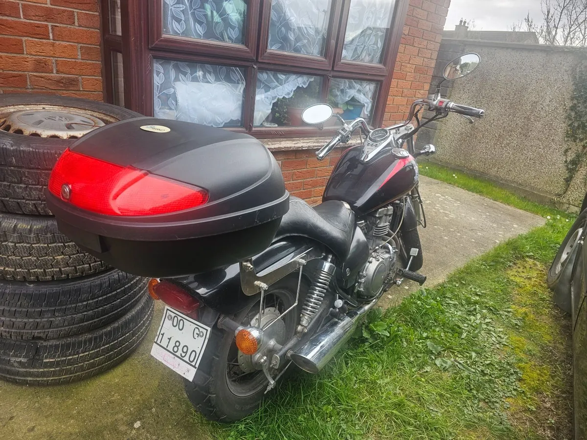 00 Kawasaki EN-500 Vulcan - Image 1