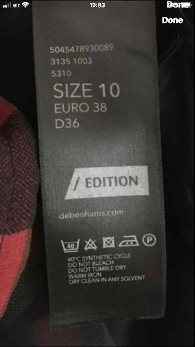 Ladies stunning skirt size 10 €5 - Image 4