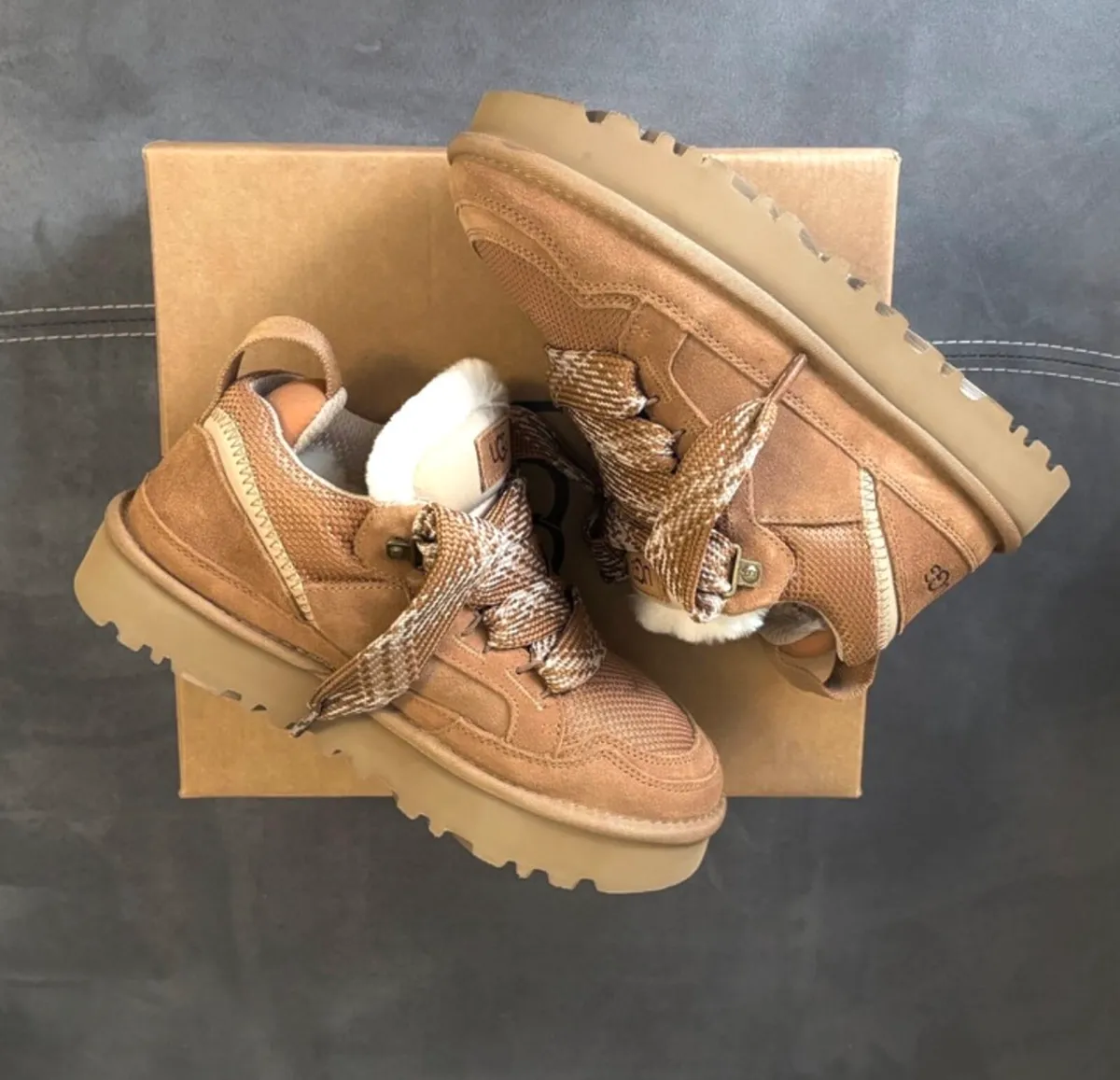 Ugg lowmel - Image 1