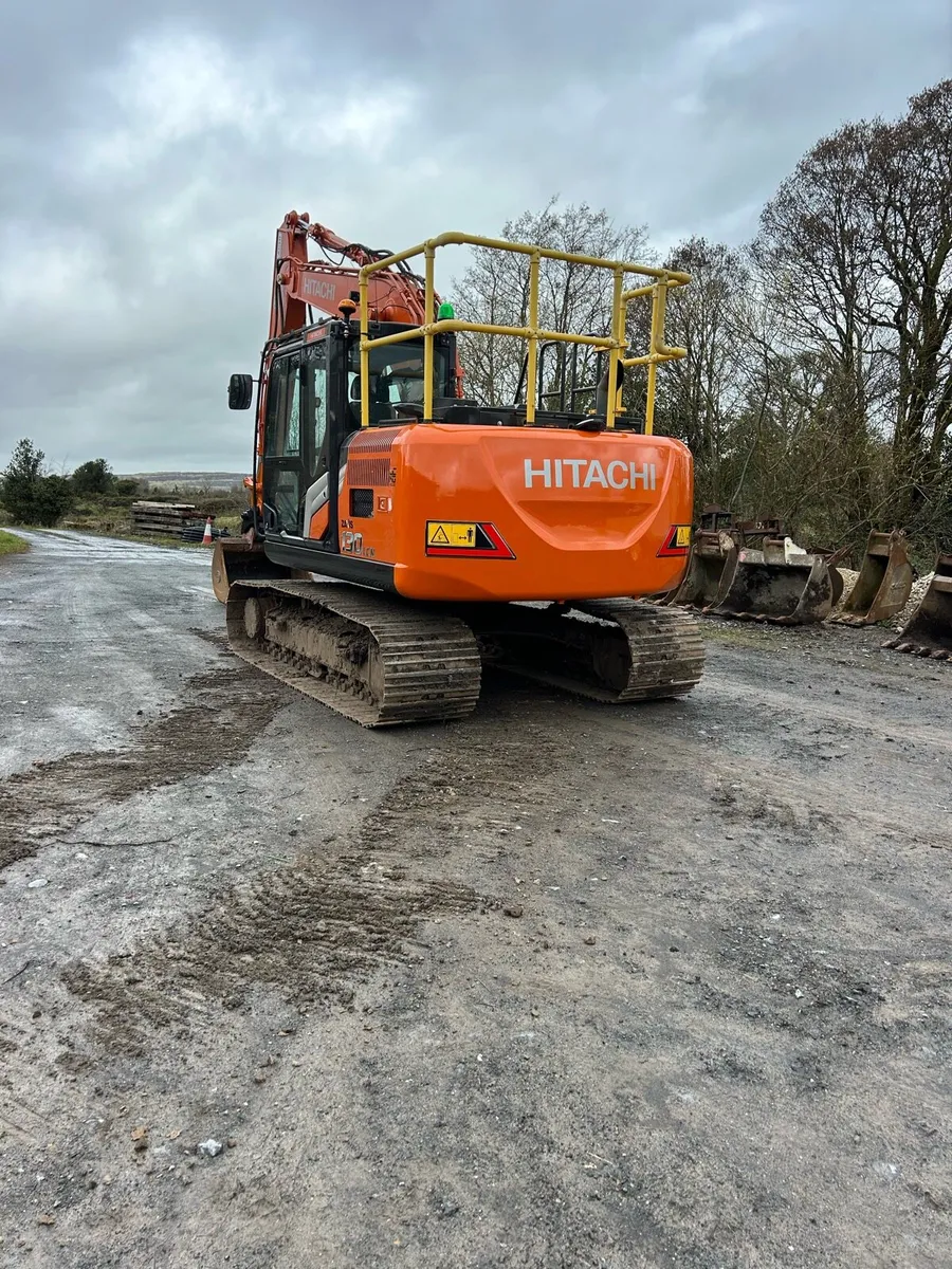 Hitachi 130-7 - Image 2