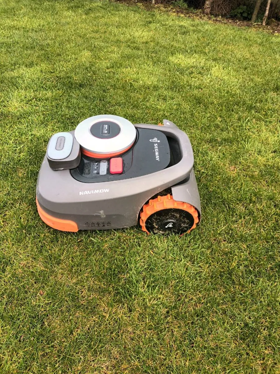 Auto mower - Image 4